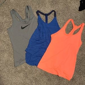 Nike workout tank tops (3)